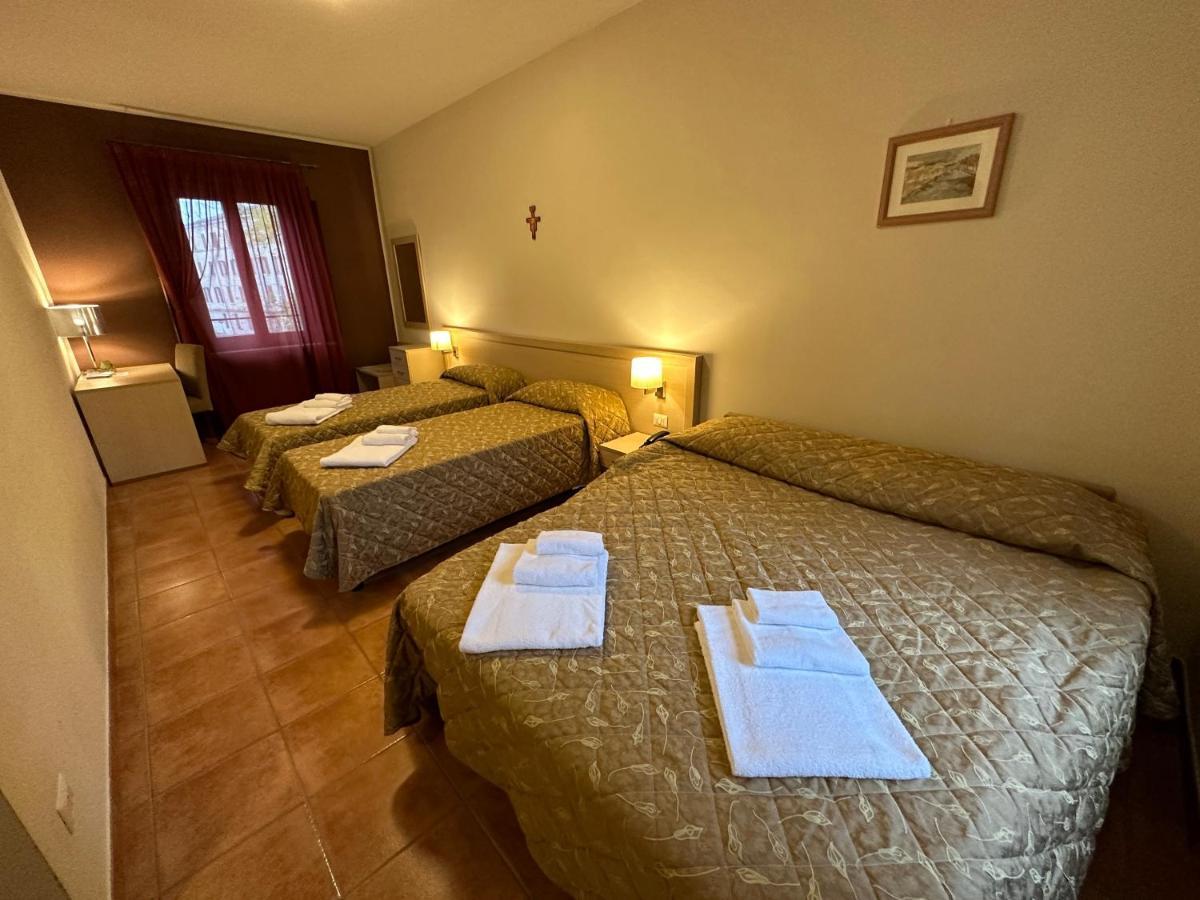Domus San Bernardino Bed and Breakfast Verona Eksteriør billede