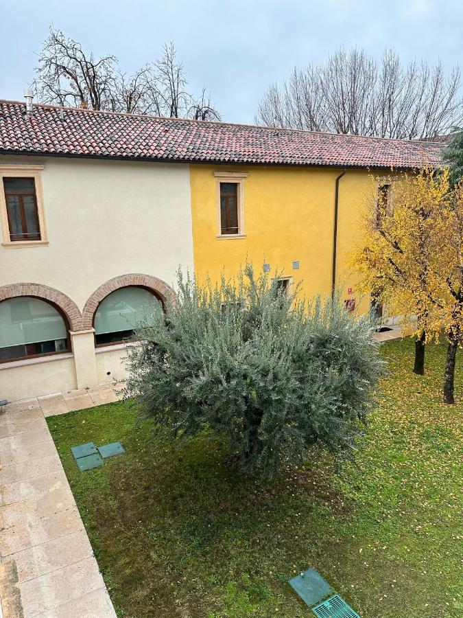 Domus San Bernardino Bed and Breakfast Verona Eksteriør billede